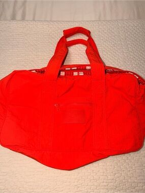 Aloha Collection Keep it Light Weekender duffel red orange